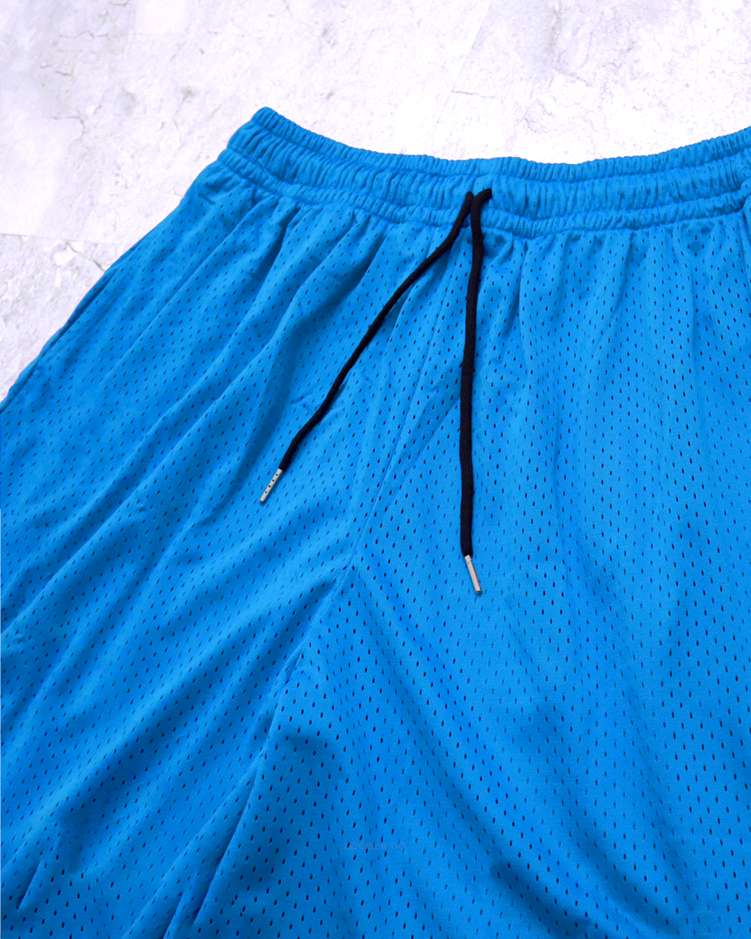 OCEAN BLUE PLAIN - MESH SHORTS