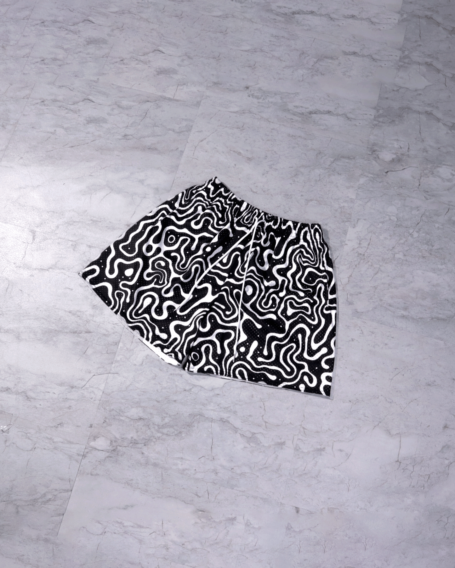 Swirls Black