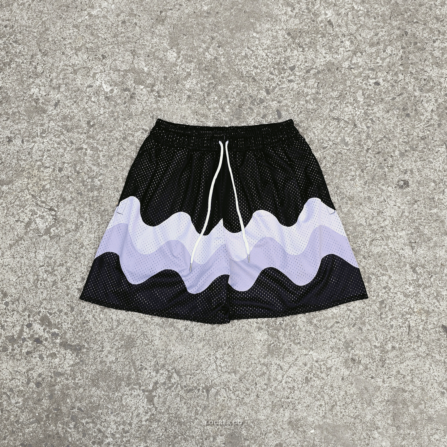 Waves Black